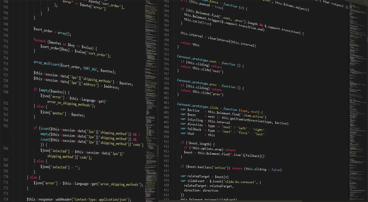 Líneas de código de programación en una pantalla de desarrollo